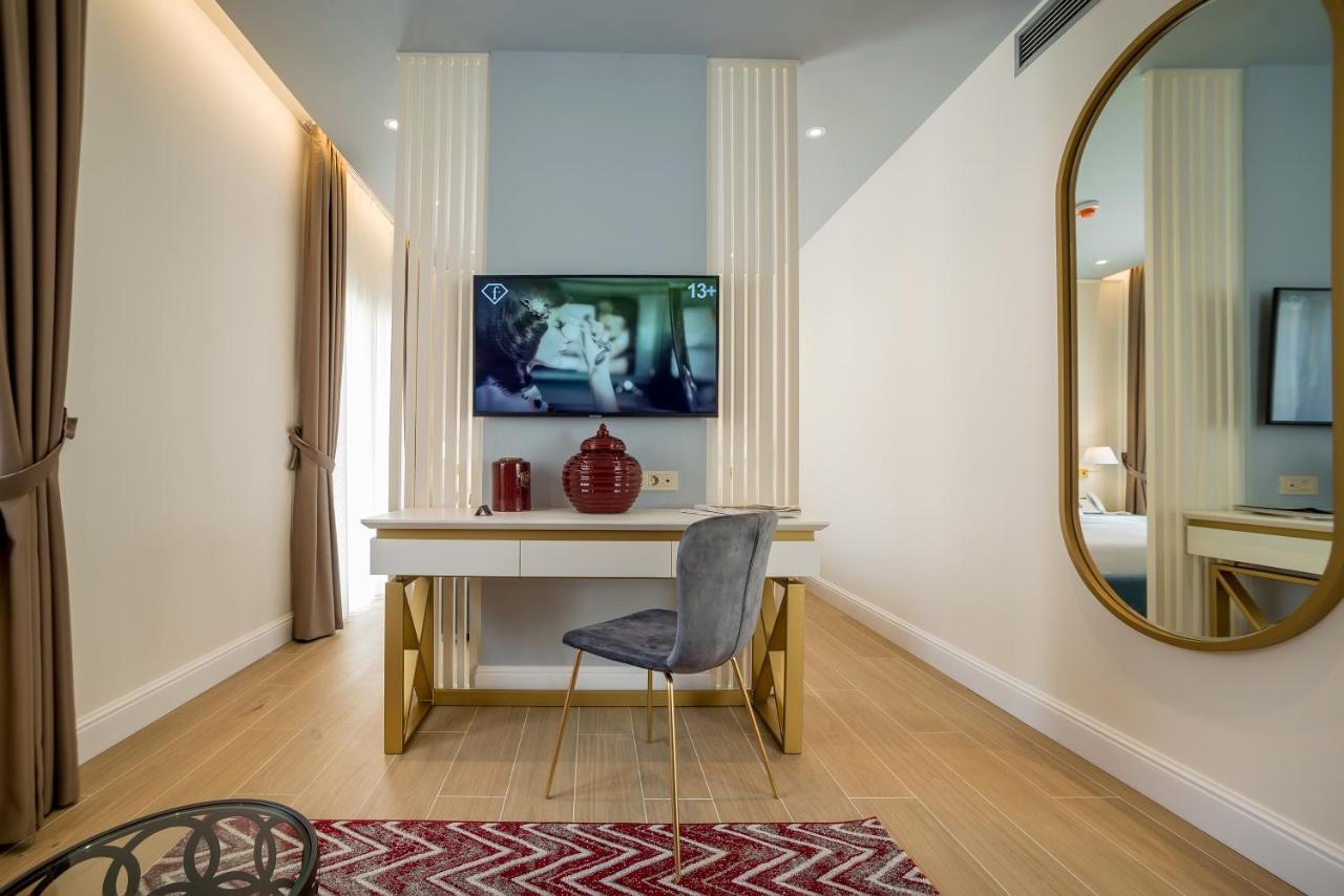 Buldero Boutique Hotell Budva Exteriör bild