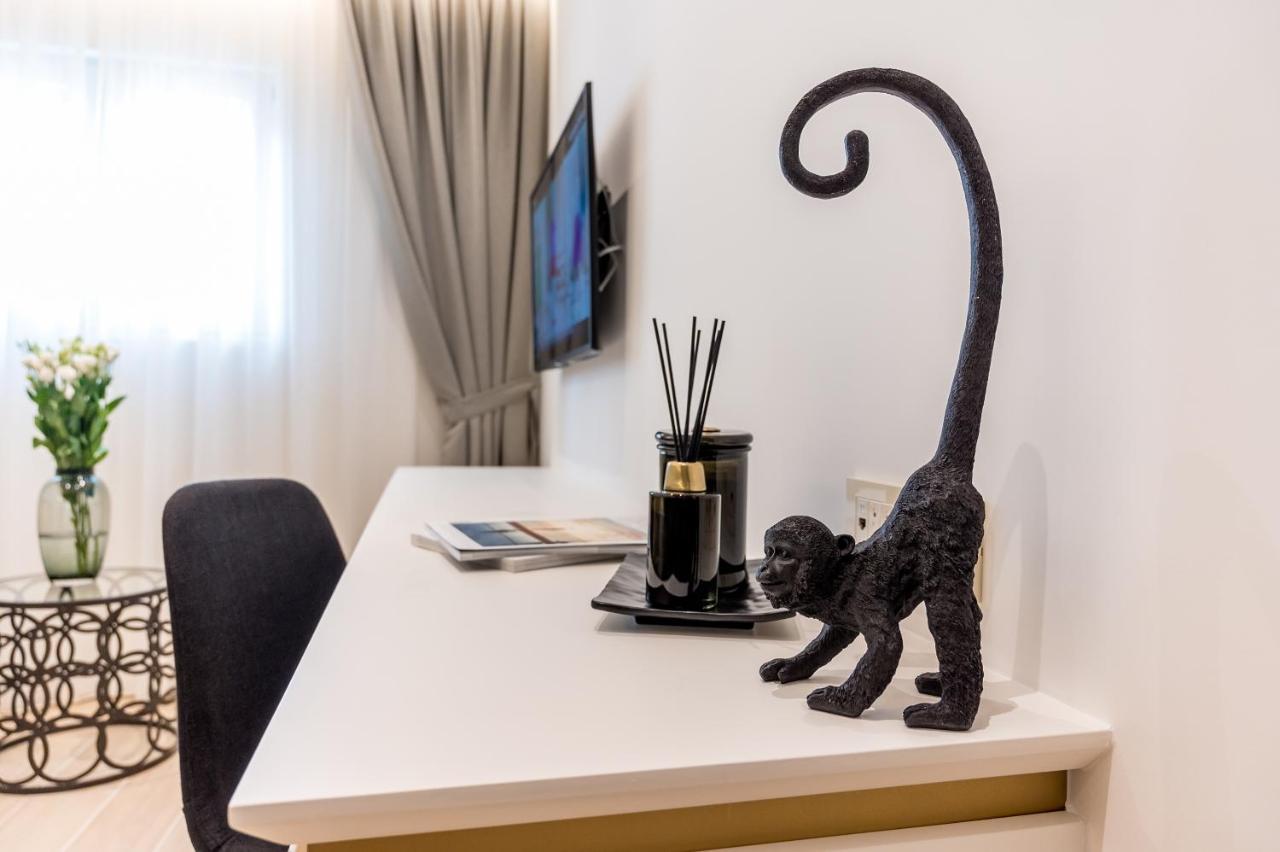 Buldero Boutique Hotell Budva Exteriör bild