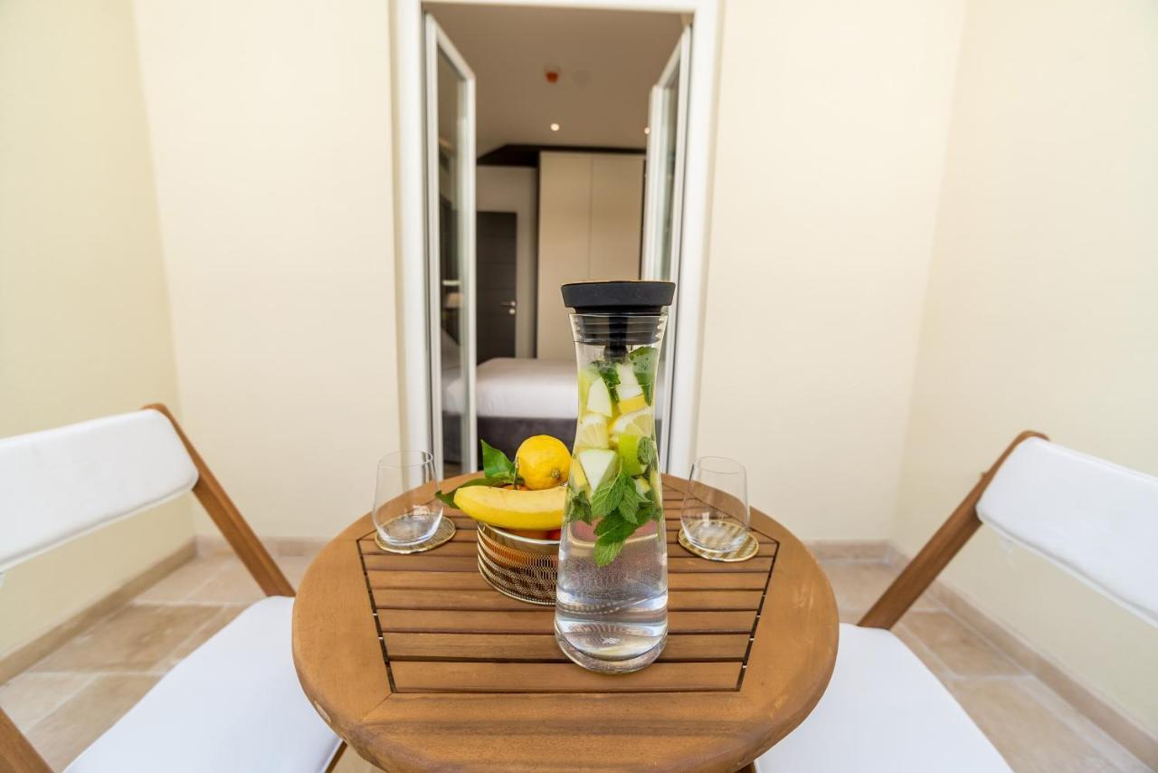 Buldero Boutique Hotell Budva Exteriör bild