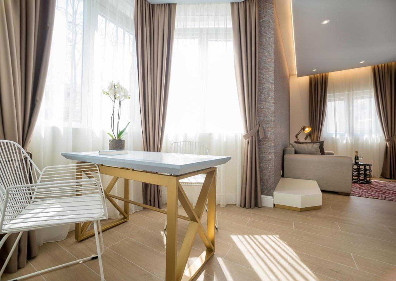Buldero Boutique Hotell Budva Exteriör bild