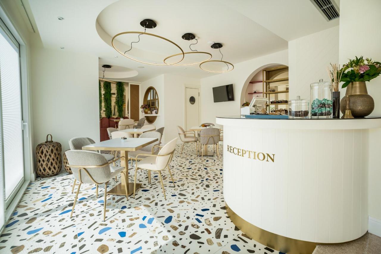 Buldero Boutique Hotell Budva Exteriör bild
